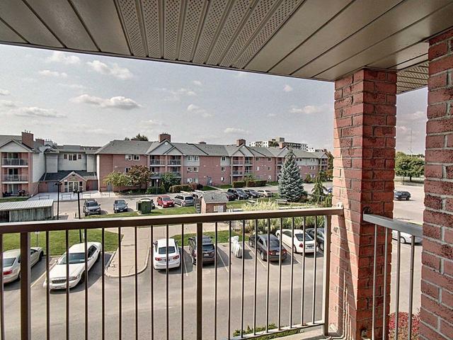 130 Conway Dr, Condo with 1 bedrooms, 1 bathrooms and 0 parking in London ON | Image 8