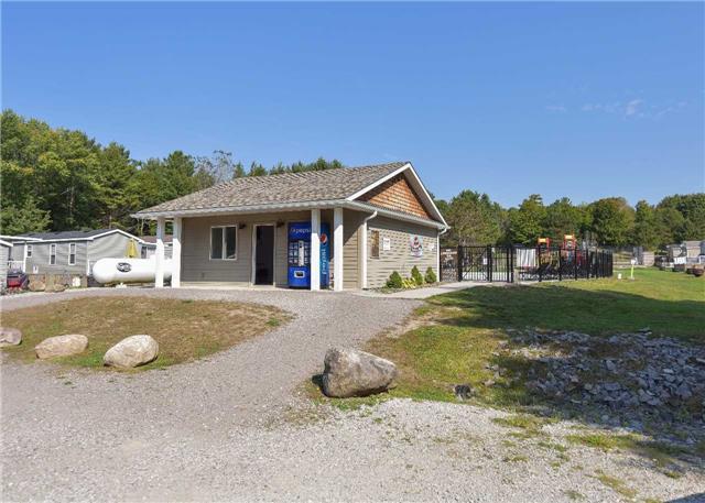 1082 Shamrock Marina Rd, House other with 2 bedrooms, 1 bathrooms and 1 parking in Gravenhurst ON | Image 18