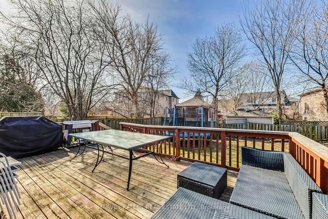 14 Almington St, House detached with 3 bedrooms, 3 bathrooms and 5 parking in Toronto ON | Image 28