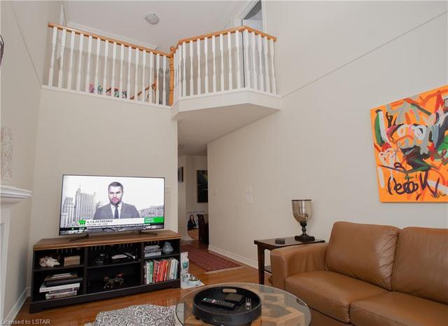 72 - 10 Rossmore Court, House attached with 3 bedrooms, 3 bathrooms and null parking in London ON | Image 9