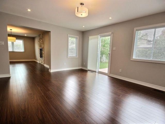 1468 Bortolotti Cres, House detached with 4 bedrooms, 4 bathrooms and 4 parking in Ottawa ON | Image 7