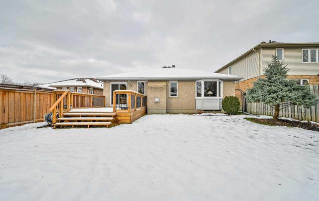 13 Wabbokish Crt, House detached with 2 bedrooms, 2 bathrooms and 4 parking in Clarington ON | Image 22