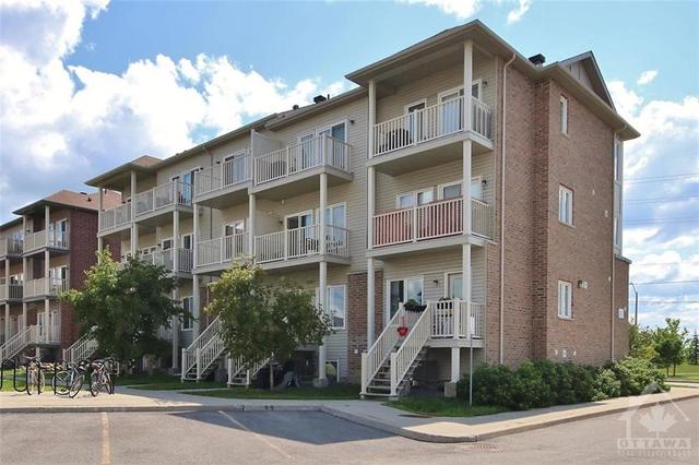 200 Shanly Private, House attached with 2 bedrooms, 3 bathrooms and 1 parking in Ottawa ON | Image 26