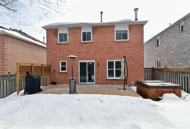 218 Lisa Marie Dr, House detached with 4 bedrooms, 3 bathrooms and 4 parking in Orangeville ON | Image 24