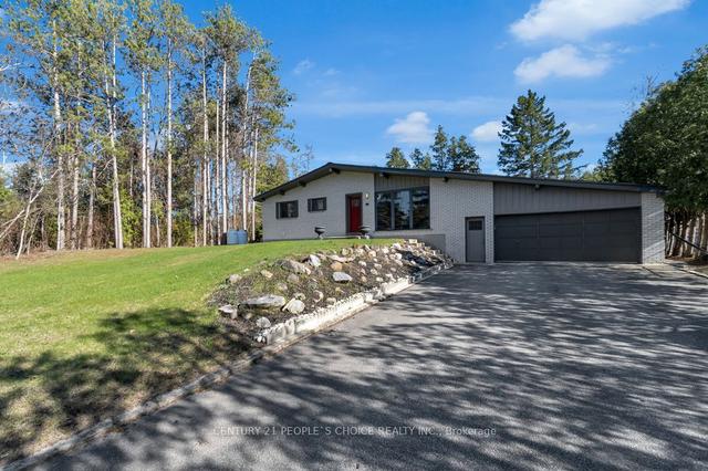 71 Bay Sands Dr, House detached with 3 bedrooms, 4 bathrooms and 10 parking in Wasaga Beach ON | Image 1