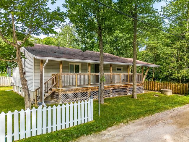 349 Balm Beach Rd W, House detached with 3 bedrooms, 1 bathrooms and 3 parking in Tiny ON | Image 12