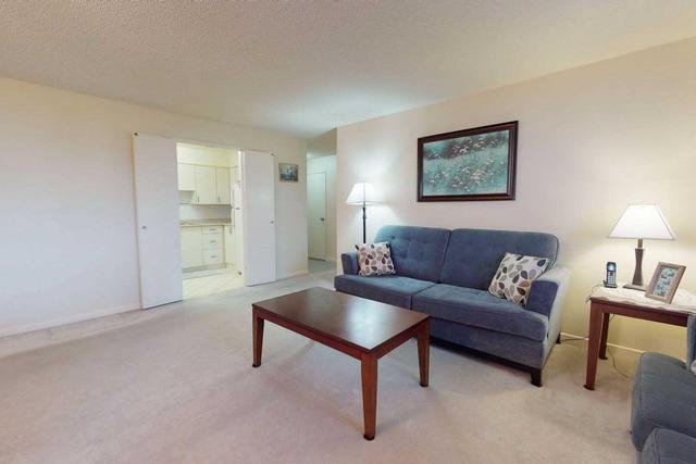 508 - 60 Inverlochy Blvd, Condo with 3 bedrooms, 2 bathrooms and 254 parking in Markham ON | Image 5