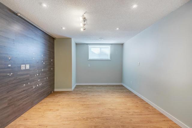 186 Royal Oak Gardens Nw, Home with 3 bedrooms, 1 bathrooms and 2 parking in Calgary AB | Image 20