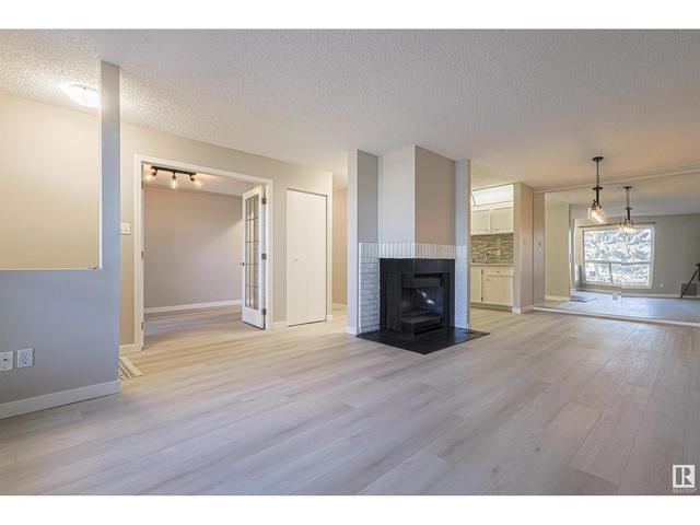 17227 92 Av Nw, House attached with 2 bedrooms, 1 bathrooms and 1 parking in Edmonton AB | Image 30