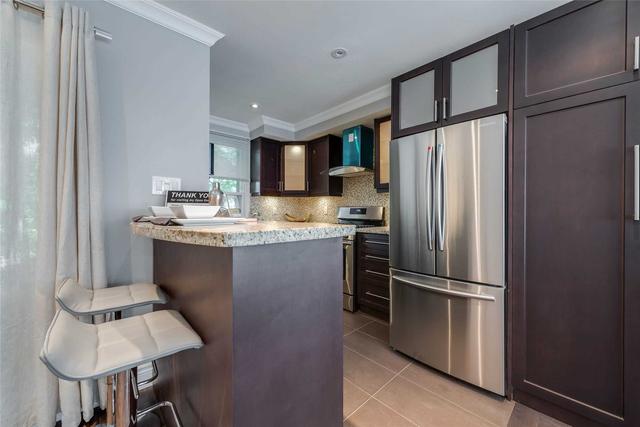 9 - 362 r Dundas St E, Townhouse with 2 bedrooms, 3 bathrooms and 1 parking in Toronto ON | Image 3