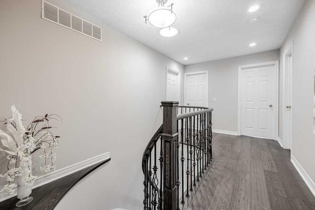 7 Annie Cres, House detached with 4 bedrooms, 4 bathrooms and 4 parking in Ajax ON | Image 9