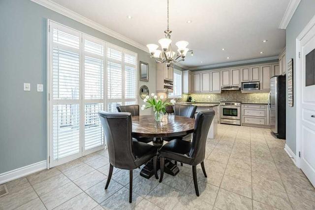 195 Beechtree Cres, House detached with 4 bedrooms, 5 bathrooms and 4 parking in Oakville ON | Image 9