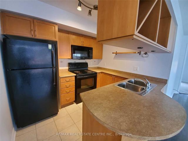 507 - 4080 Living Arts Dr, Condo with 2 bedrooms, 2 bathrooms and 1 parking in Mississauga ON | Image 3