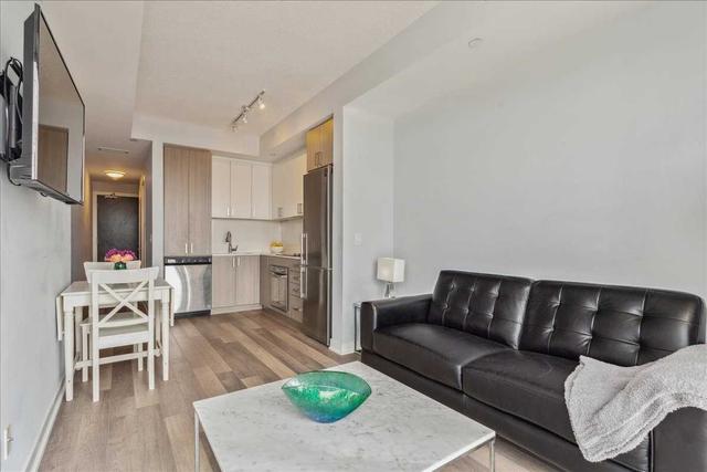 a431 - 5230 Dundas St, Condo with 1 bedrooms, 1 bathrooms and 1 parking in Burlington ON | Image 3
