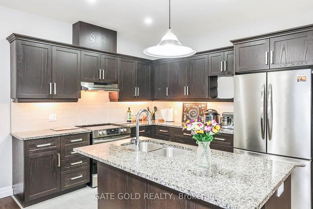18 Borden Tr, Townhouse with 2 bedrooms, 3 bathrooms and 4 parking in Welland ON | Image 32