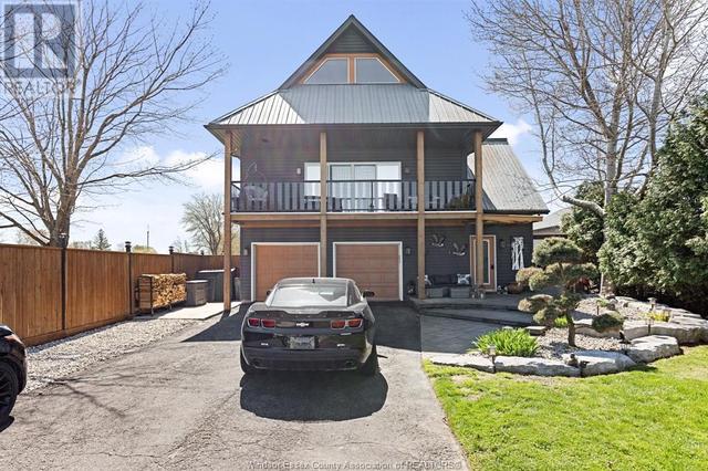 19037 Lakeside Drive, House detached with 3 bedrooms, 2 bathrooms and null parking in Lakeshore ON | Image 2