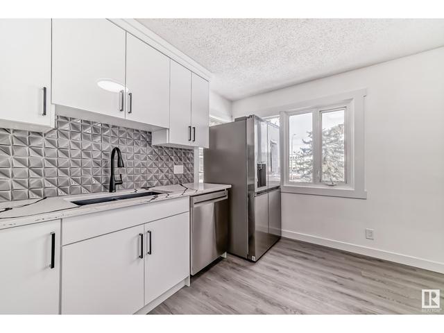 7340 75 St Nw Nw, House detached with 4 bedrooms, 2 bathrooms and null parking in Edmonton AB | Image 3
