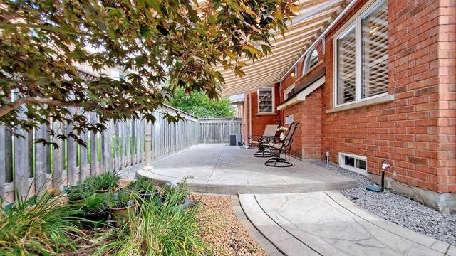 57 Manorwood Dr, House detached with 2 bedrooms, 3 bathrooms and 2 parking in Markham ON | Image 22