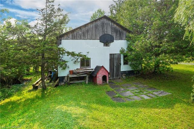 1804 Highway 2, House detached with 4 bedrooms, 3 bathrooms and 6 parking in Kingston ON | Image 40