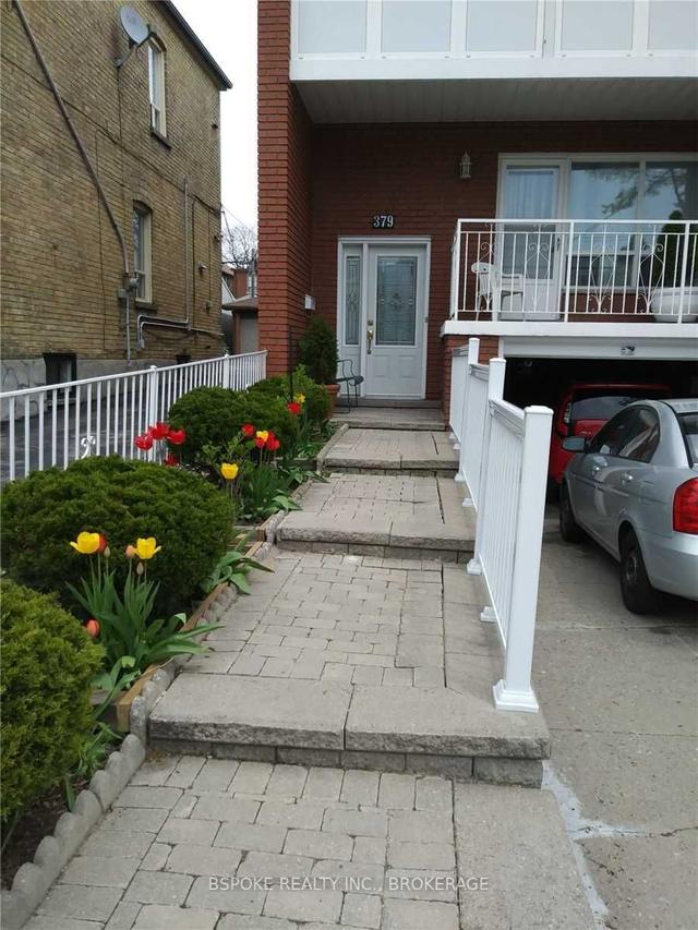379 Winona Dr, House detached with 3 bedrooms, 2 bathrooms and 3 parking in Toronto ON | Image 12
