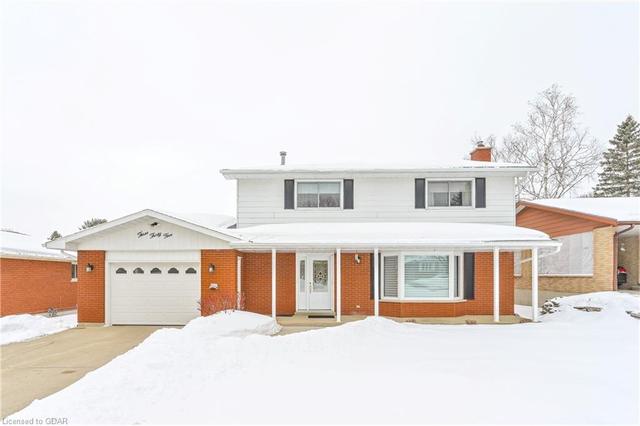 335 Homewood Avenue, House detached with 4 bedrooms, 2 bathrooms and 4 parking in Wellington North ON | Image 1