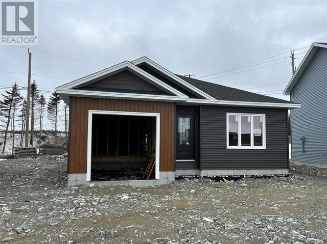 6 Badger Place, House detached with 2 bedrooms, 2 bathrooms and null parking in Mount Pearl NL | Image 1
