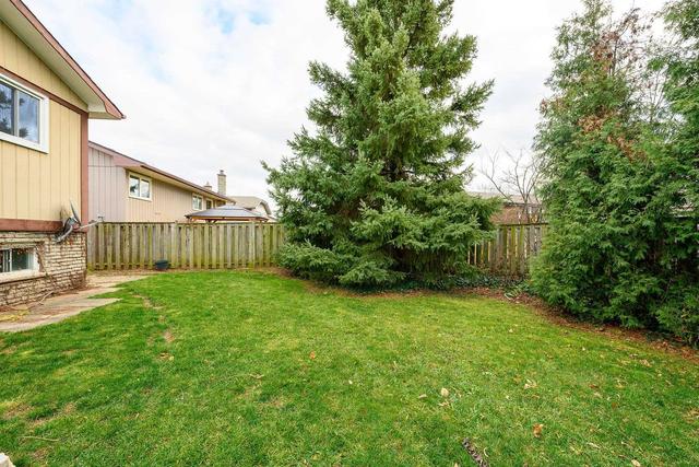 2398 Cavendish Dr, House detached with 3 bedrooms, 3 bathrooms and 4 parking in Burlington ON | Image 27