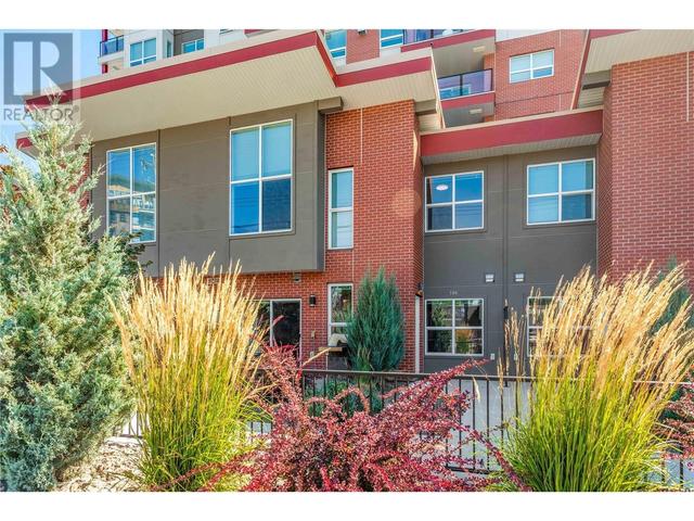 104 - 3346 Skaha Lake Road, House attached with 2 bedrooms, 2 bathrooms and 1 parking in Penticton BC | Image 30