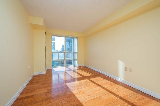 lph 2 - 26 Olive Ave, Condo with 2 bedrooms, 2 bathrooms and 1 parking in Toronto ON | Image 20