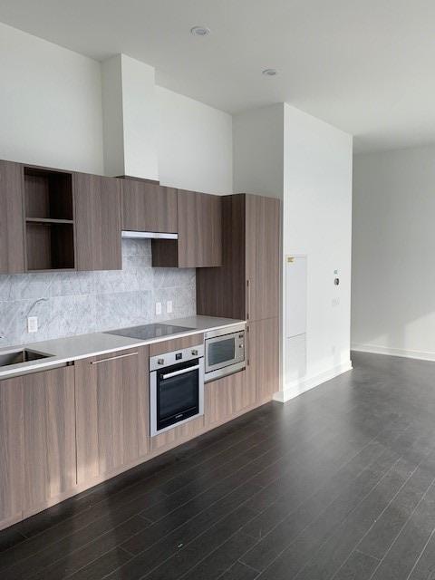 4212 - 19 Bathurst St, Condo with 2 bedrooms, 2 bathrooms and 0 parking in Toronto ON | Image 2