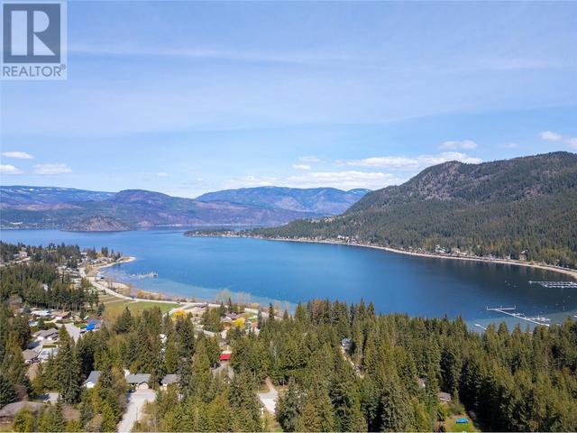 2617 Mountview Drive, House detached with 4 bedrooms, 2 bathrooms and null parking in Columbia Shuswap C BC | Image 8