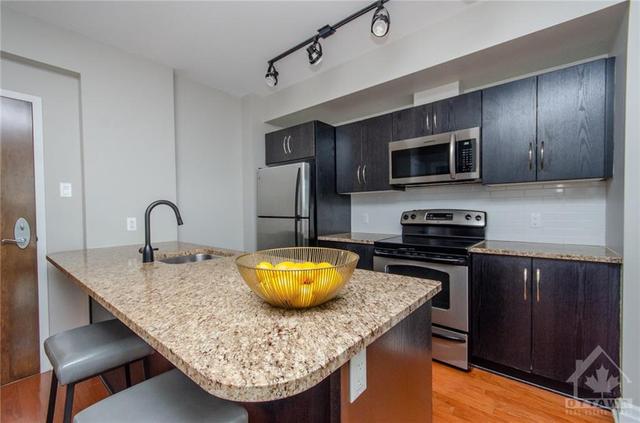 302 - 1433 Wellington Street W, Condo with 1 bedrooms, 1 bathrooms and 1 parking in Ottawa ON | Image 7