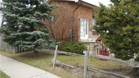 2 Deerpark Cres, House detached with 4 bedrooms, 3 bathrooms and 4 parking in Brampton ON | Image 3