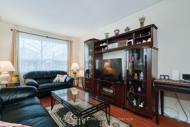 7 Rupert St, House semidetached with 3 bedrooms, 2 bathrooms and 3 parking in Toronto ON | Image 39