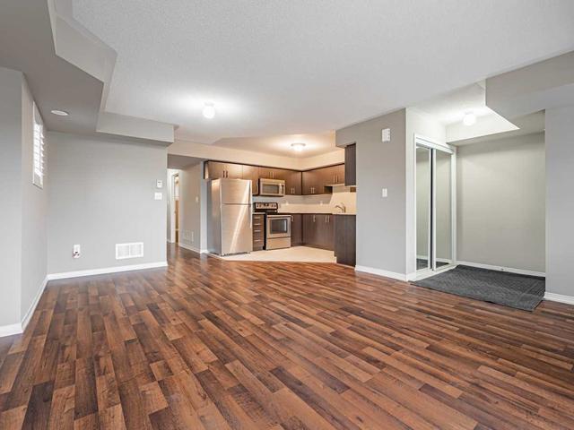 8 - 2500 Post Rd, Townhouse with 2 bedrooms, 2 bathrooms and 1 parking in Oakville ON | Image 23