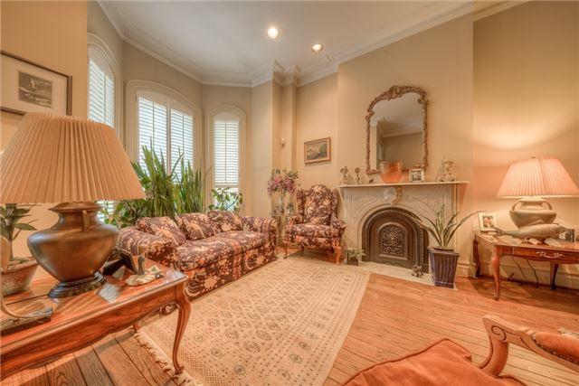 55 Hazelton Ave, House semidetached with 4 bedrooms, 4 bathrooms and 2 parking in Toronto ON | Image 3