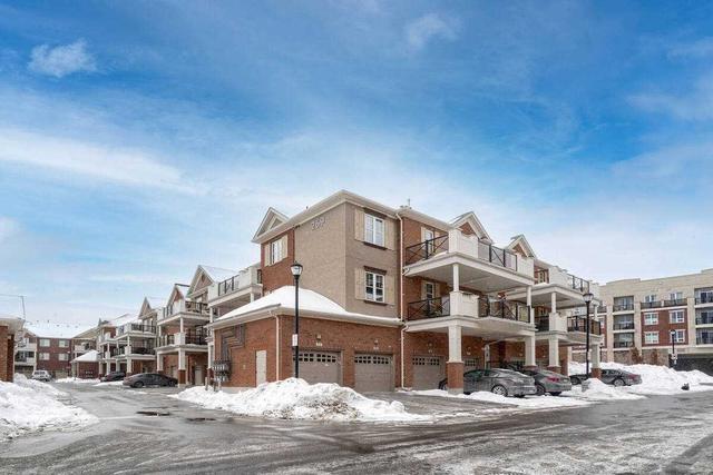 303 - 269 Georgian Dr, Townhouse with 2 bedrooms, 2 bathrooms and 2 parking in Oakville ON | Image 12