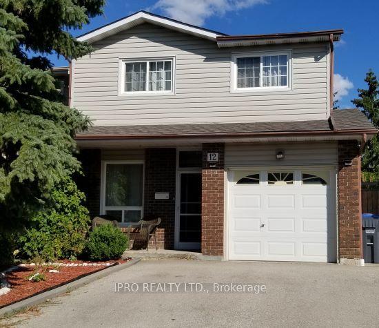 12 Simmons Blvd, House detached with 3 bedrooms, 3 bathrooms and 3 parking in Brampton ON | Image 1