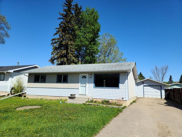 9618 84 Avenue, House detached with 4 bedrooms, 2 bathrooms and 4 parking in Peace River AB | Image 1