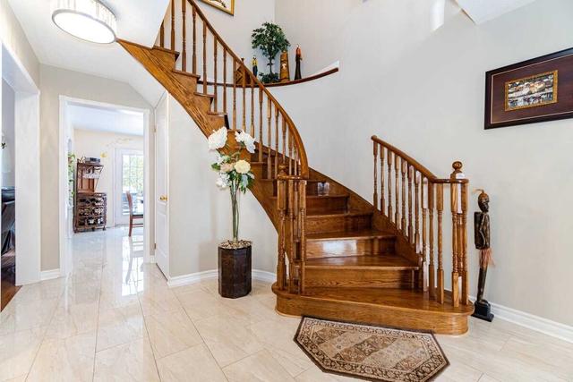 2353 Eden Valley Dr, House detached with 4 bedrooms, 4 bathrooms and 6 parking in Oakville ON | Image 7