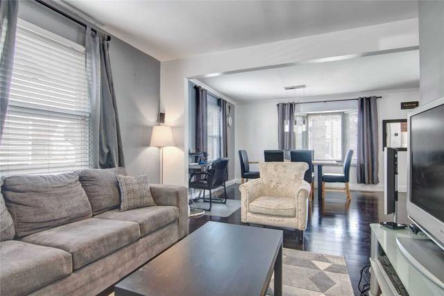 90 Hearst Circ, House detached with 3 bedrooms, 2 bathrooms and 3 parking in Toronto ON | Image 32