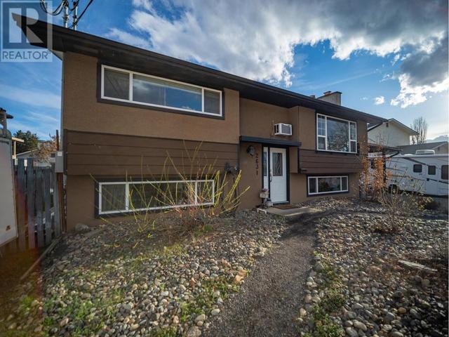2631 Ayr Place, House detached with 4 bedrooms, 2 bathrooms and null parking in Kamloops BC | Image 11