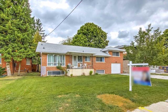 146 Yorkview Dr, House detached with 3 bedrooms, 3 bathrooms and 3 parking in Toronto ON | Image 9