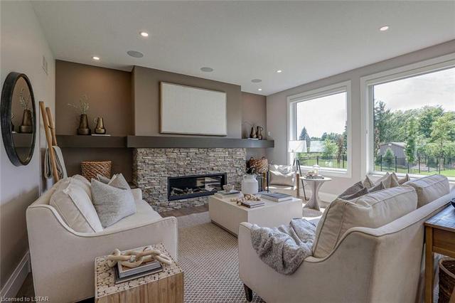 1939 Kilgorman Way, House detached with 5 bedrooms, 4 bathrooms and 12 parking in London ON | Image 1