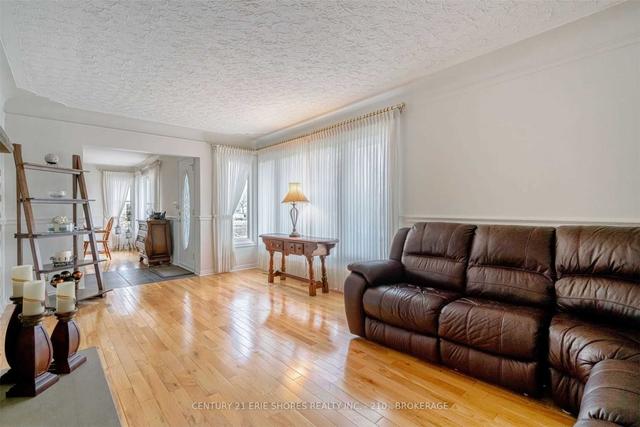114 Oak St W, House detached with 2 bedrooms, 2 bathrooms and 6 parking in Leamington ON | Image 32