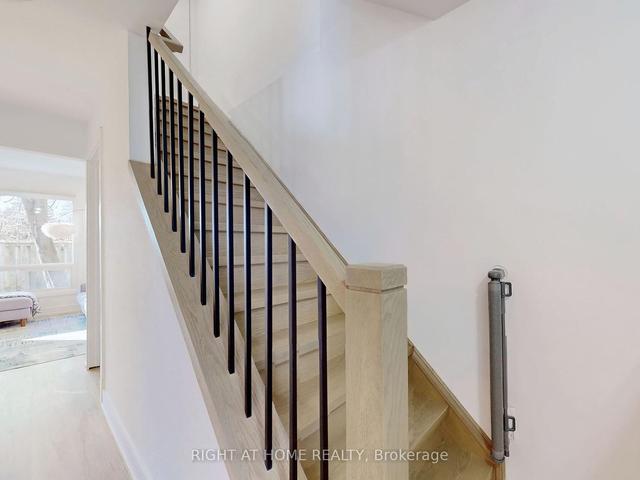 26 Thorny Vine Way, Townhouse with 3 bedrooms, 3 bathrooms and 1 parking in Toronto ON | Image 7