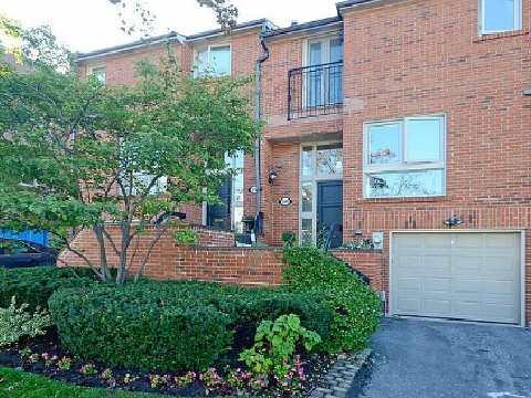 399 Woburn Ave, Townhouse with 3 bedrooms, 3 bathrooms and 2 parking in Toronto ON | Image 1