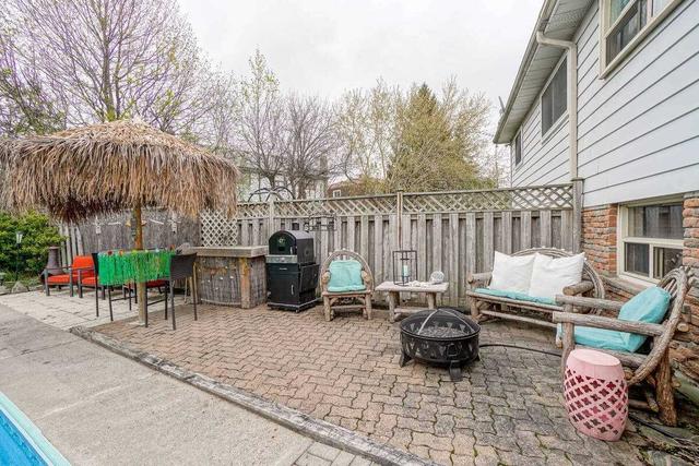 133 Salisbury Circ, House semidetached with 4 bedrooms, 2 bathrooms and 3 parking in Brampton ON | Image 21