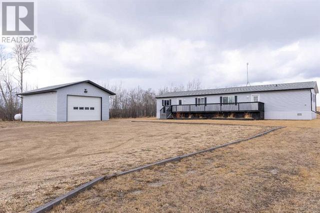743046 Range Road 41, House other with 3 bedrooms, 2 bathrooms and null parking in Grande Prairie County No. 1 AB | Image 2