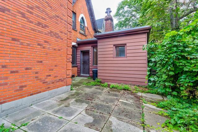 53 Augusta Street, House semidetached with 2 bedrooms, 1 bathrooms and 3 parking in Hamilton ON | Image 11